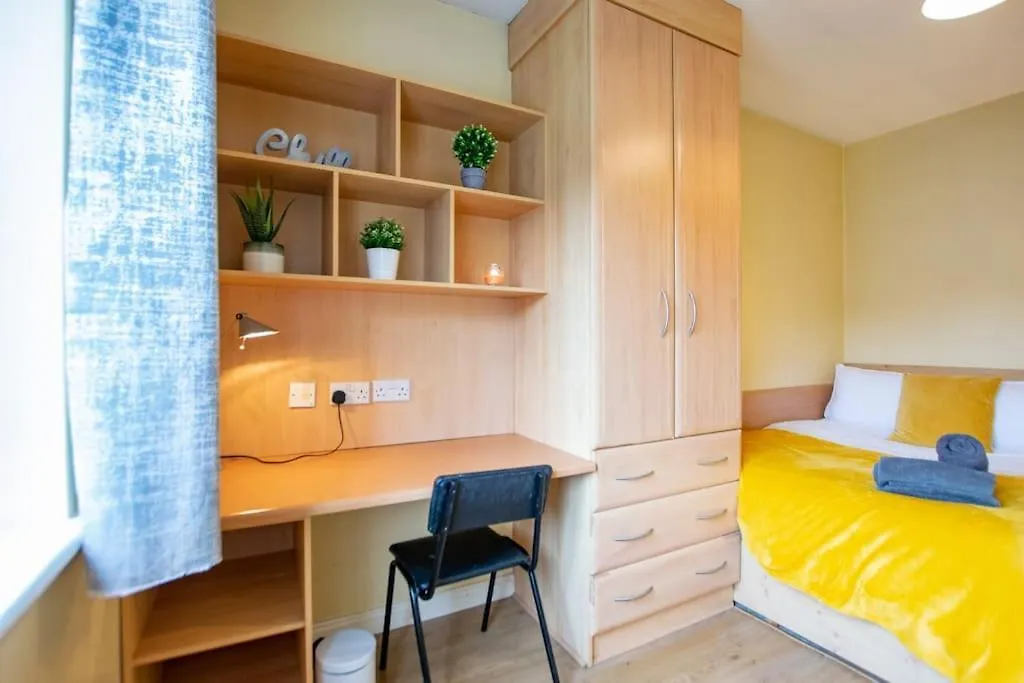 Holiday home 22 - Spacious Duplex By Shortstays Galway Ireland