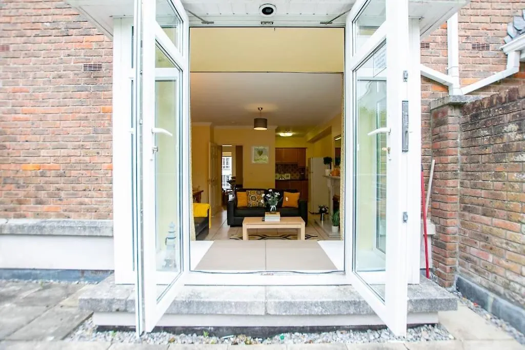 Holiday home 22 - Spacious Duplex By Shortstays Galway